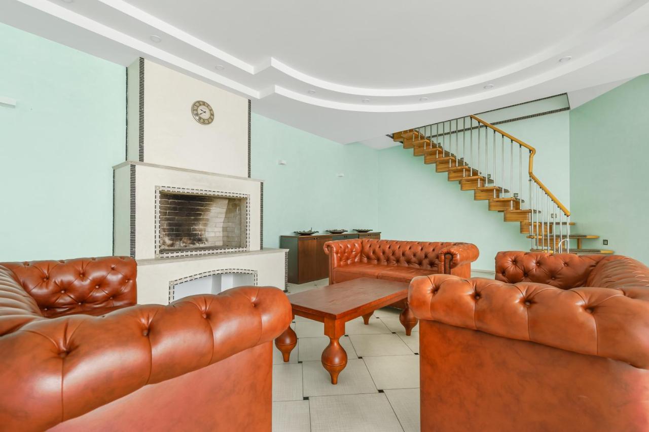 Deribasivska Cozy 4-Room Apartment Odessa Esterno foto