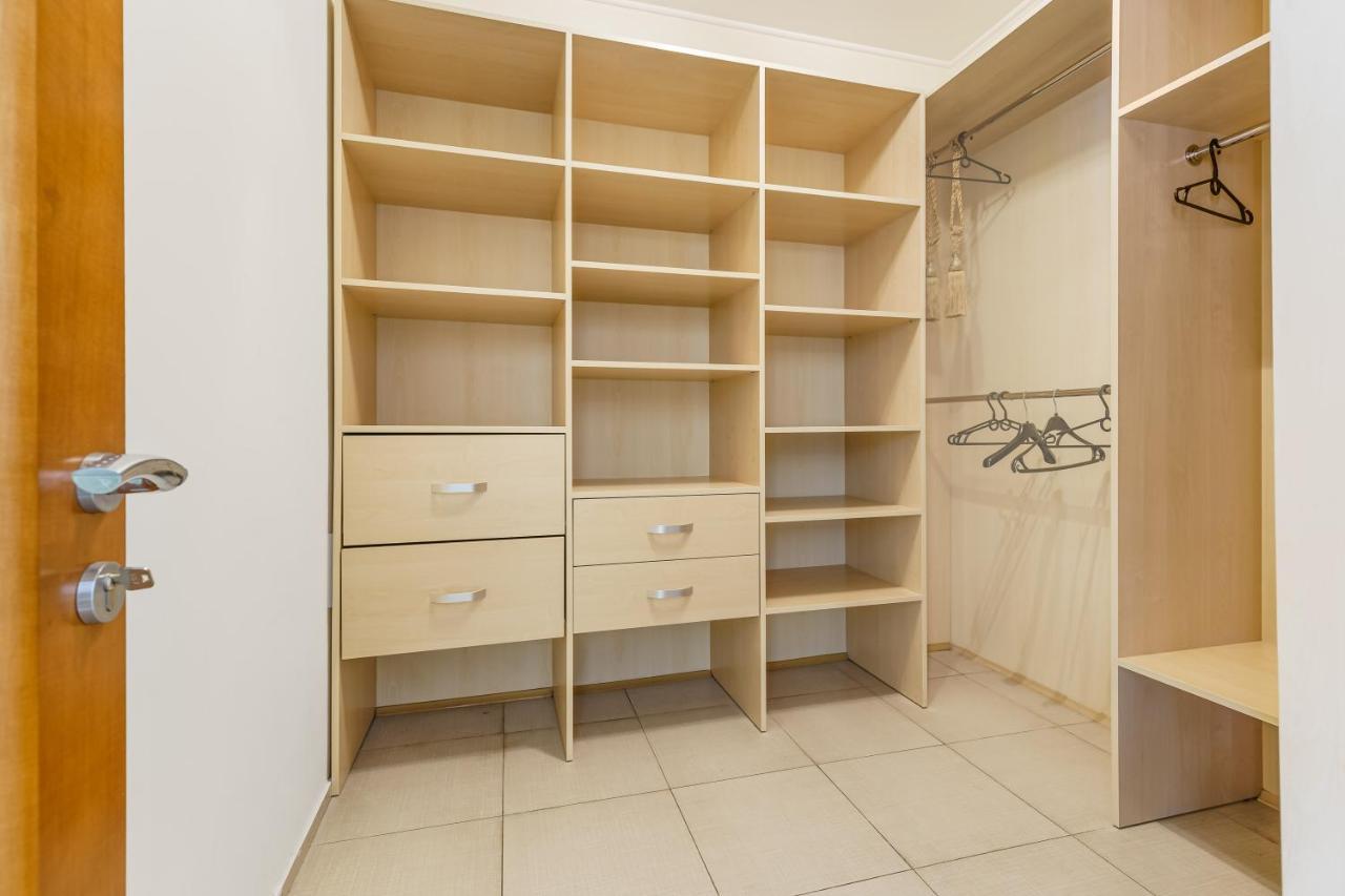 Deribasivska Cozy 4-Room Apartment Odessa Esterno foto